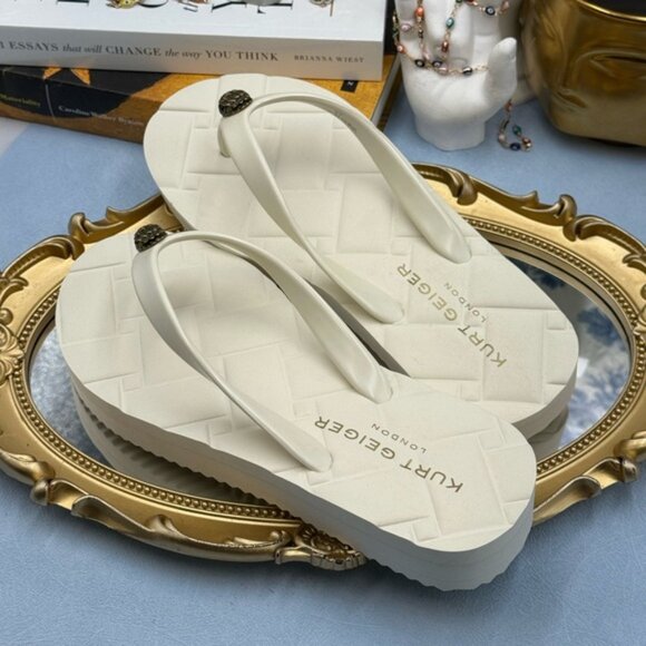 🆕 KURT GEIGER LONDON 🧿 NWOB Kensington Q Flipflop, Bone - Sz EU 37 US 7 - Picture 10 of 14